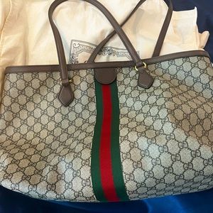 Like new Gucci tote